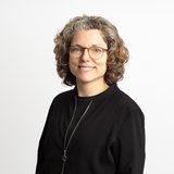 Ein Portrait von Dr. Kathrin Schlücking.