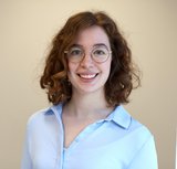 A portrait shot of Laura Bracht.